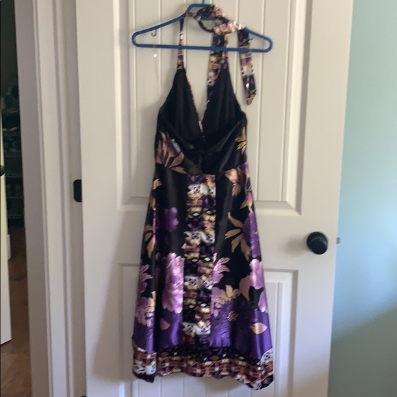 Silk dress - Picture 2 of 2